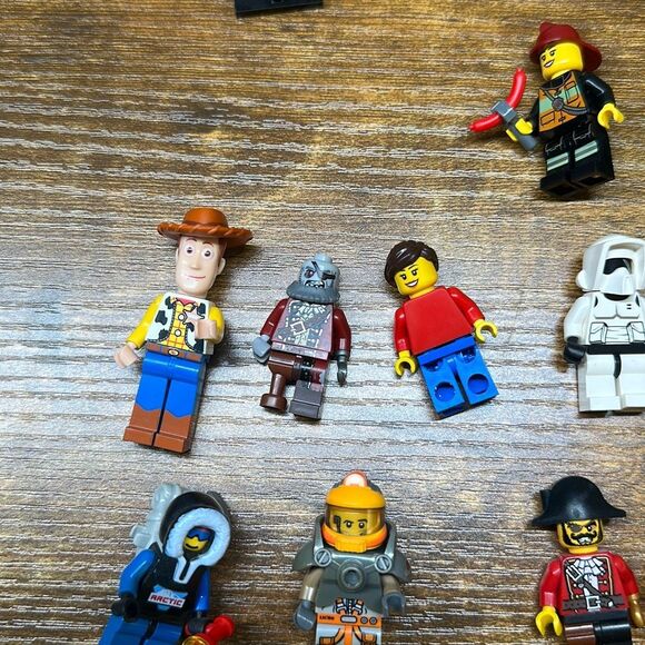 LEGO  Minifigure Minifigs Lot of Various Characters Woody Star Wars set of 20 - Picture 7 of 8
